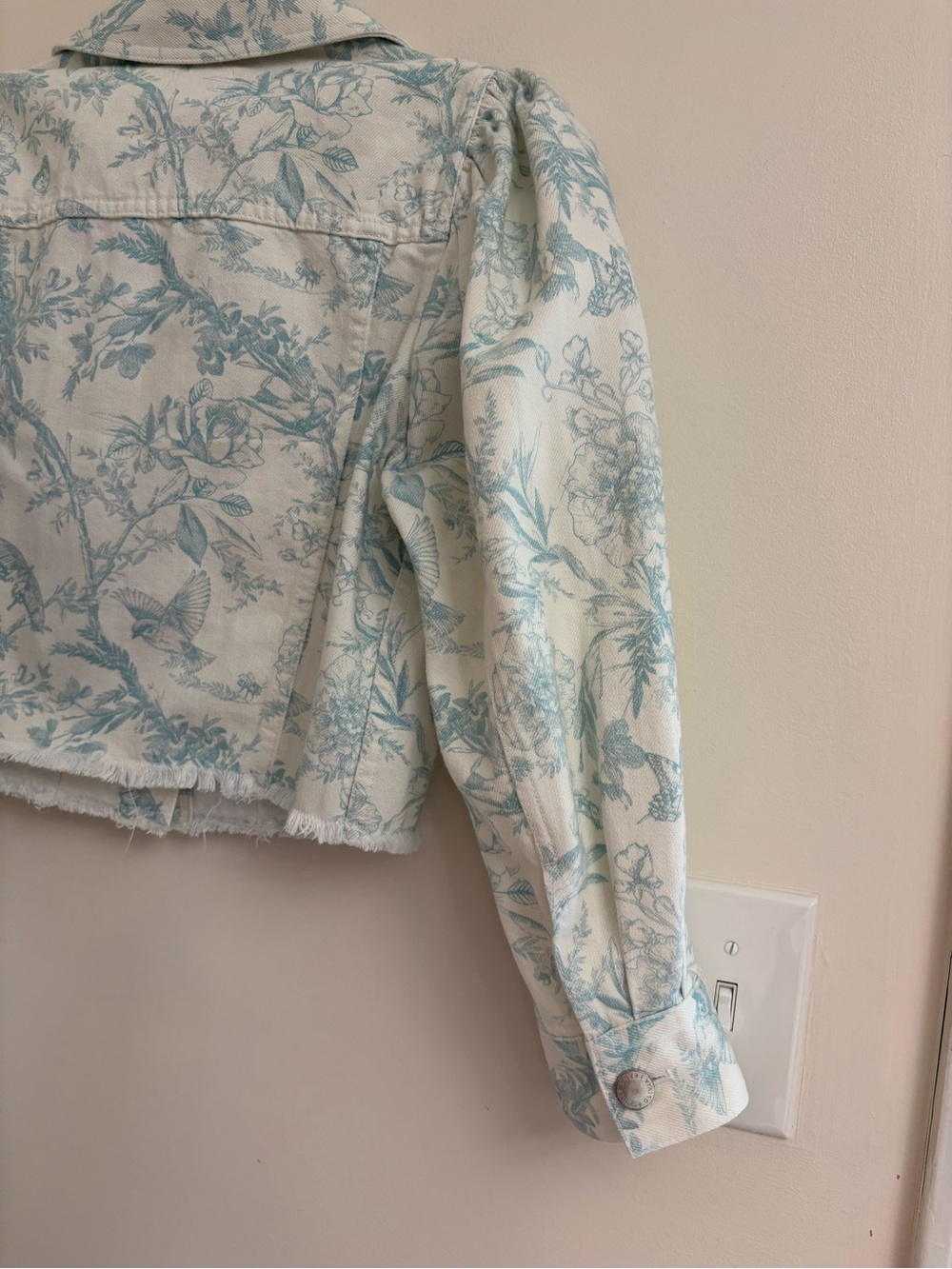 Alice + Olivia Lana Toile Puff Sleeve Cropped Denim Jacket S Cottagecore Bttrfly - Picture 9 of 12